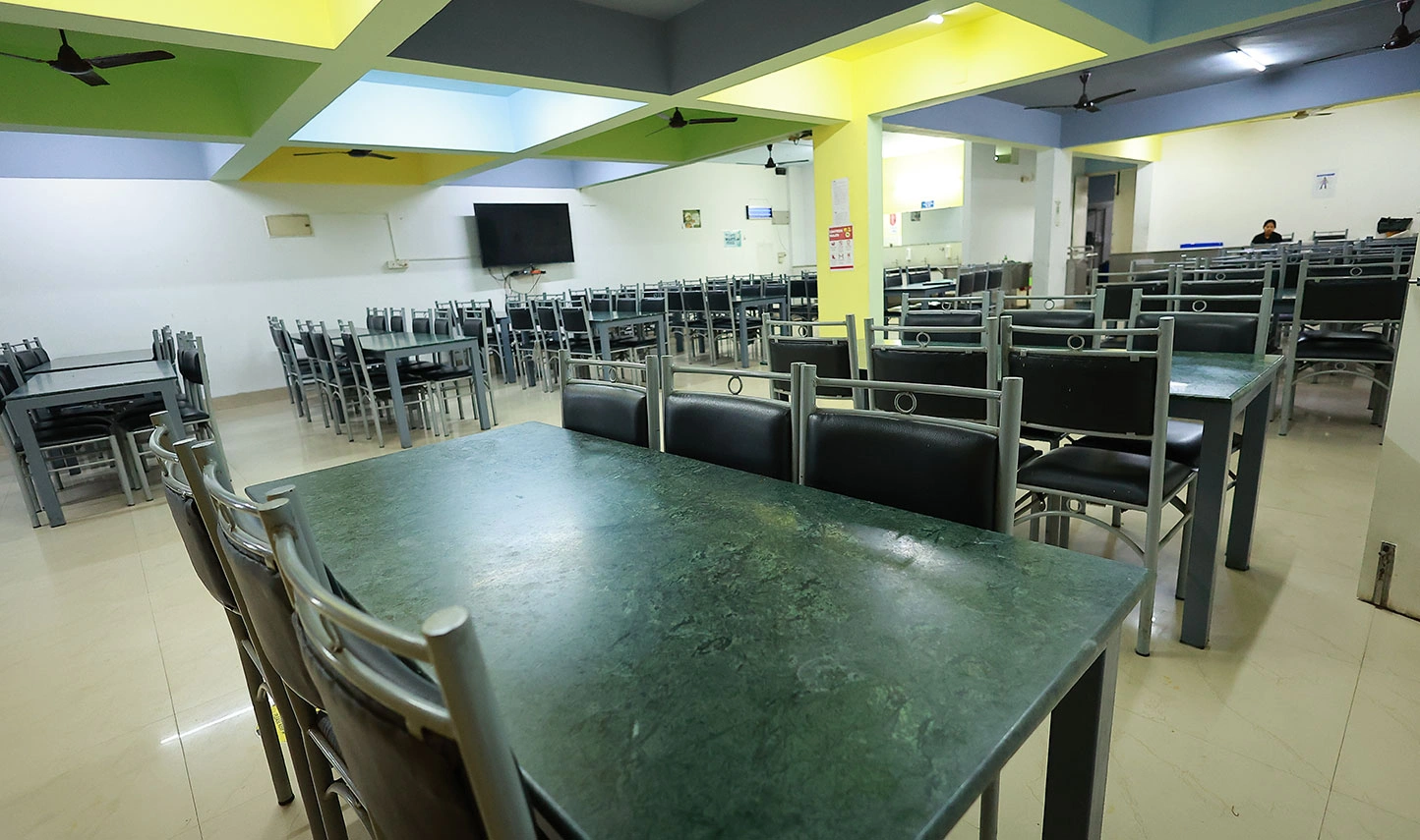 Residential & Dining Facilities